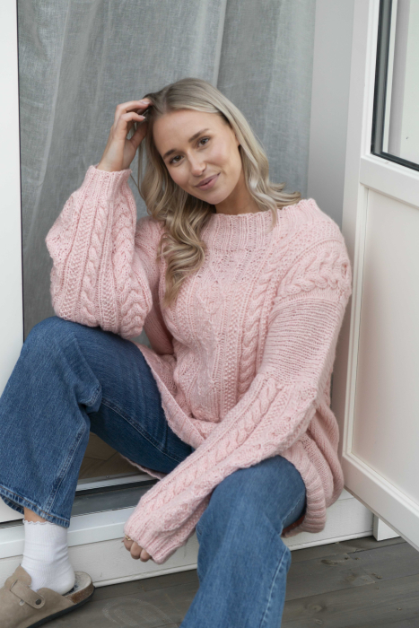 Enya Genser